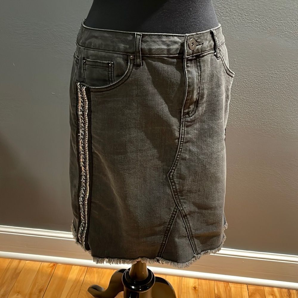 Baccini black denim frayed hem sequin beaded crystal side accent stripe skirt. 6